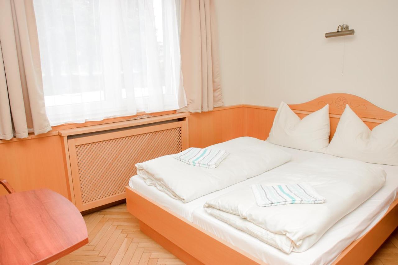 Csikar Csarda Es Panzio Hotel Koszeg Exterior photo